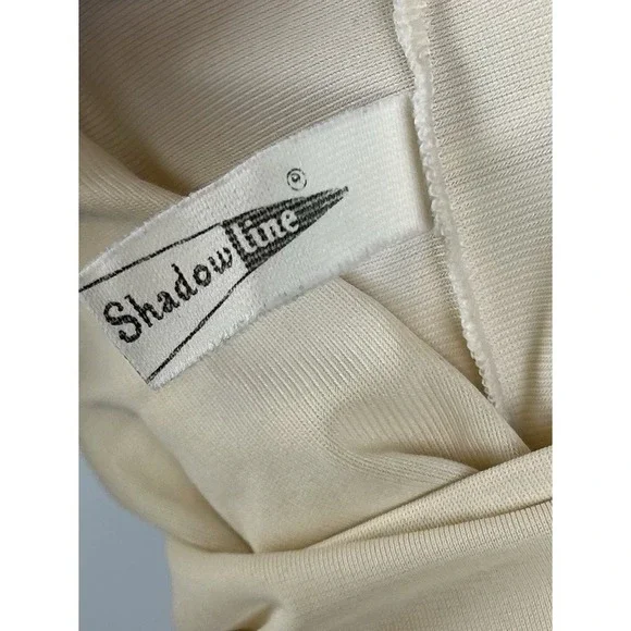 Vintage Shadowline Night Gown‎ Maxi Slip Dress Medium Nude Babydoll Nylon Granny - Picture 8 of 8